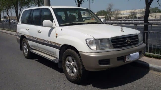 تويوتا لاند كروزر موديل 2000 جي اكس ار، بحاله جيده، ماشيه: 340000 كم، السعر: 34000 ريال قطري
5535 3348